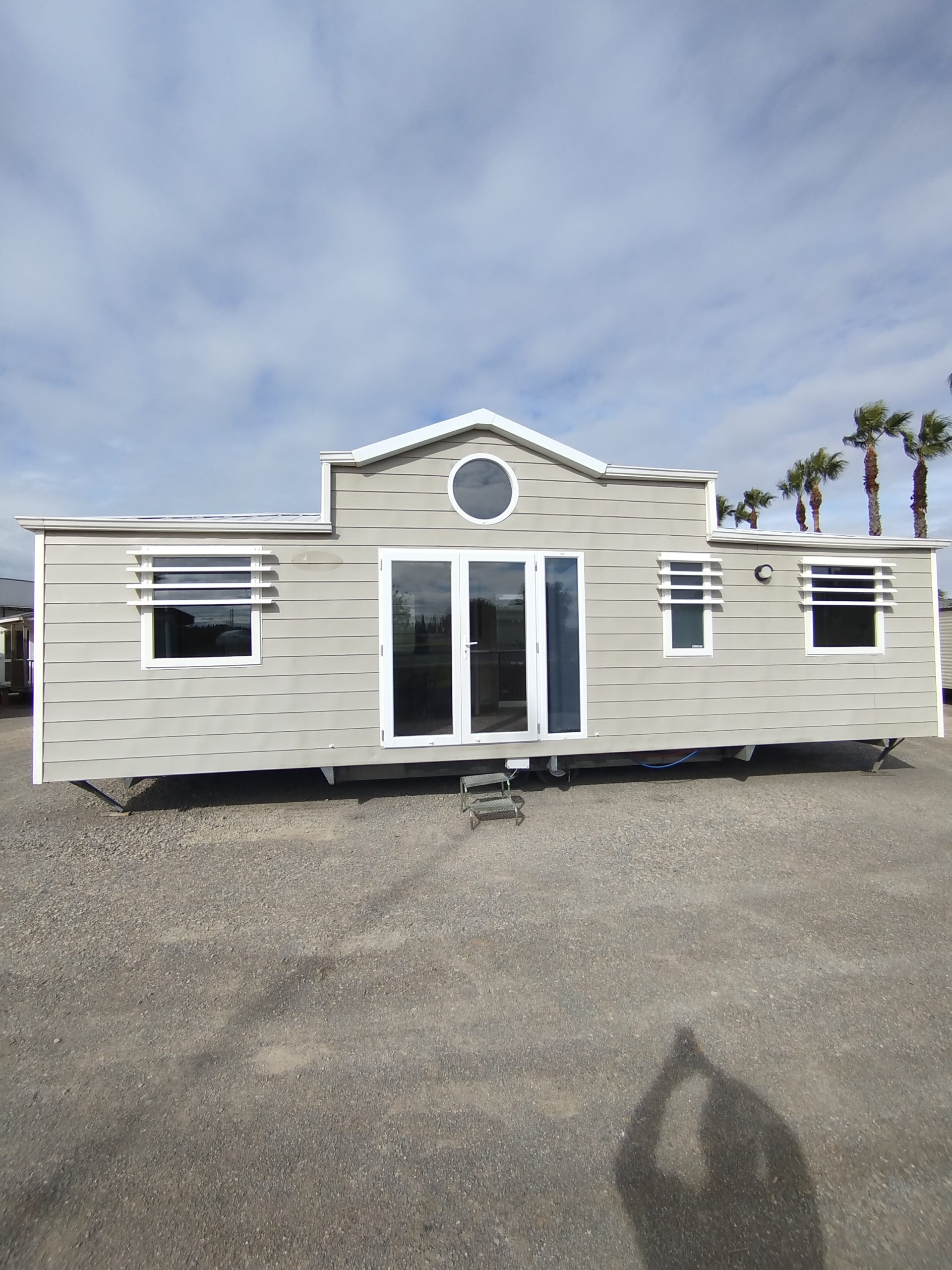 SUPER CASA O´HARA CON BOARDILLA!! – MEDIDAS 10 x 4m – 3 HABITACIONES
